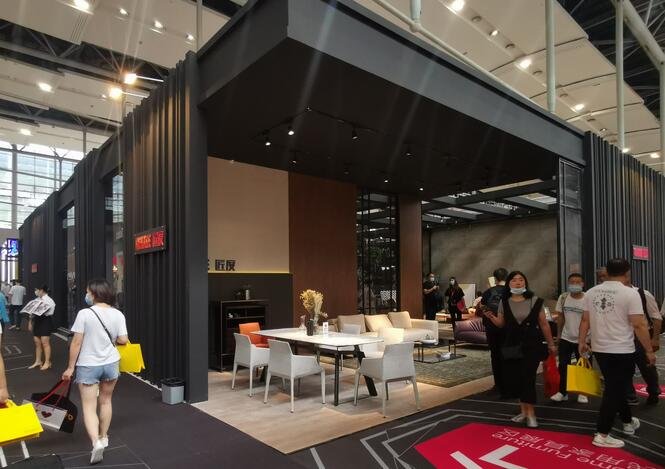 該如何設計搭建大型展臺？