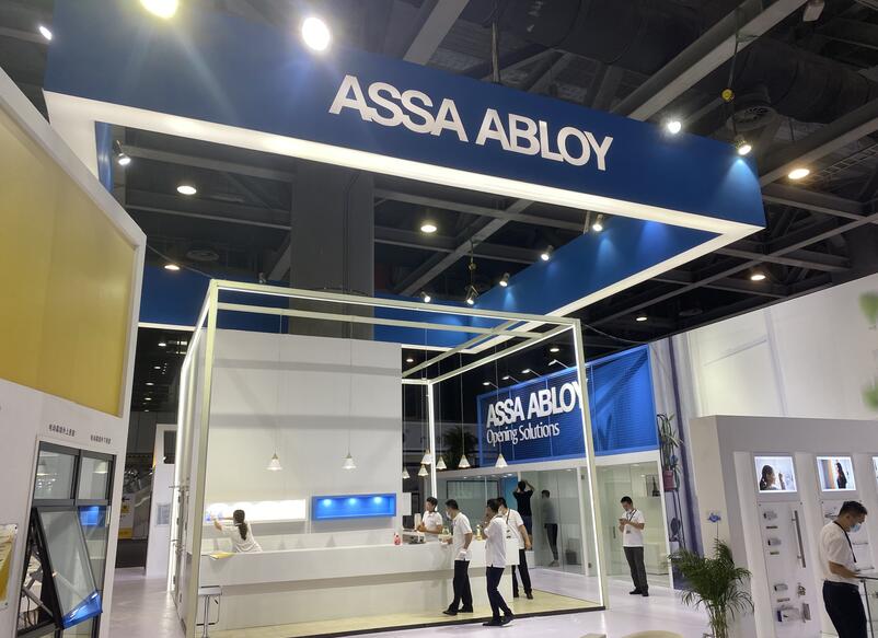 展臺搭建中光材料如何選擇？如何完整體現光的重要性？